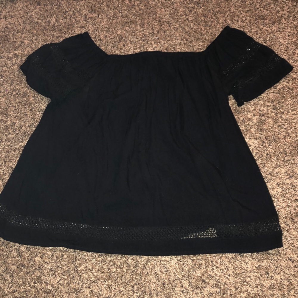 🖤4 for 25 Black off the shoulder top